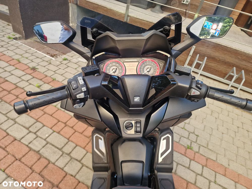 Honda NSS - 13