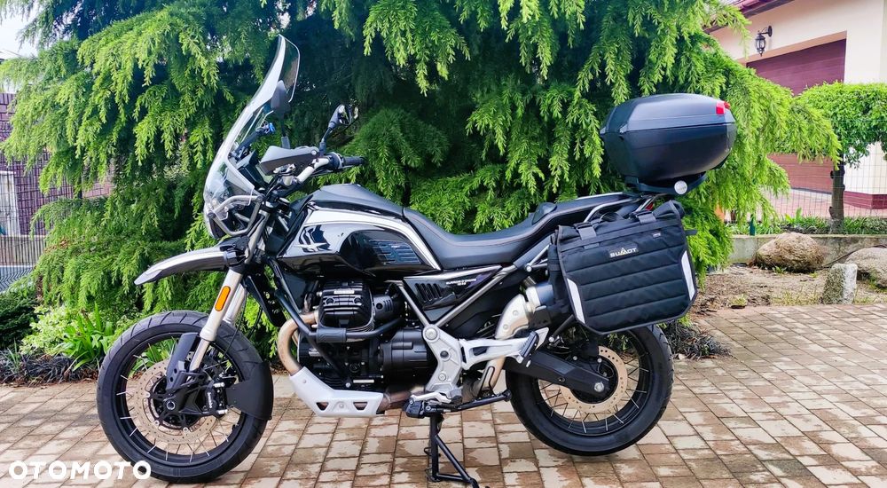 Moto Guzzi V85 - 1
