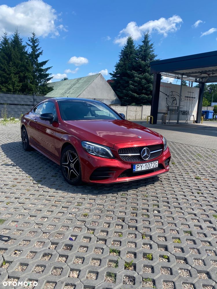 Mercedes-Benz C-Class 2019 photo 2