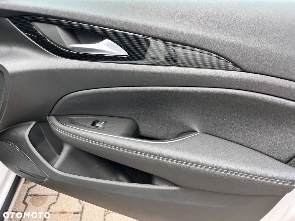 Opel Insignia - 20