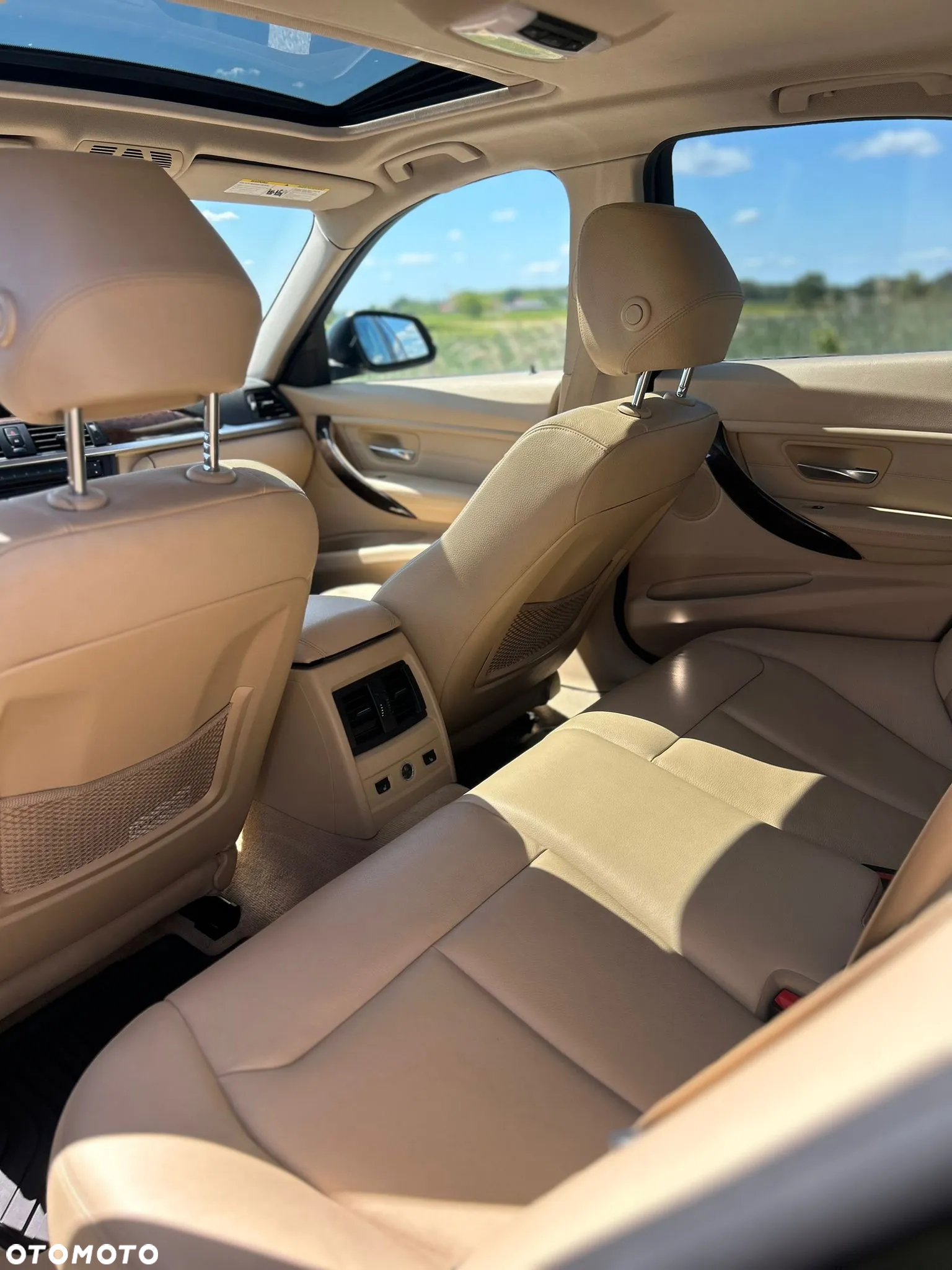 BMW Seria 3 328i xDrive Luxury Line - 7
