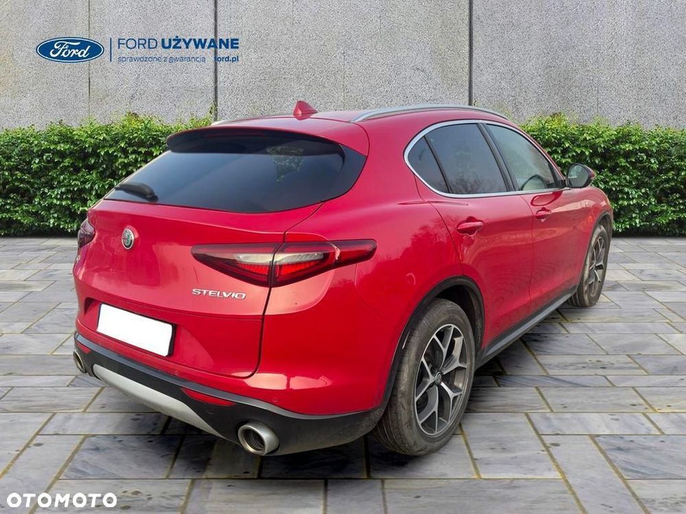 Alfa Romeo Stelvio 2.0 Turbo TI Q4 - 4