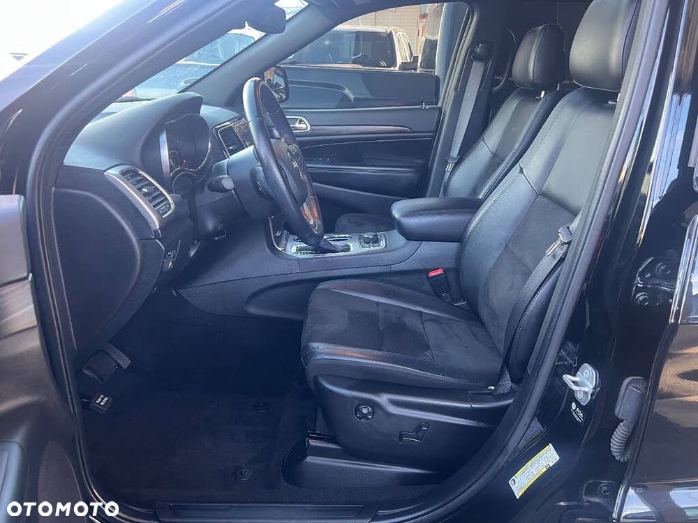Jeep Grand Cherokee - 10