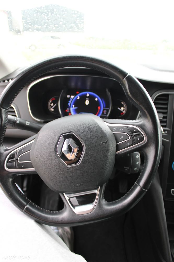 Renault Megane - 7