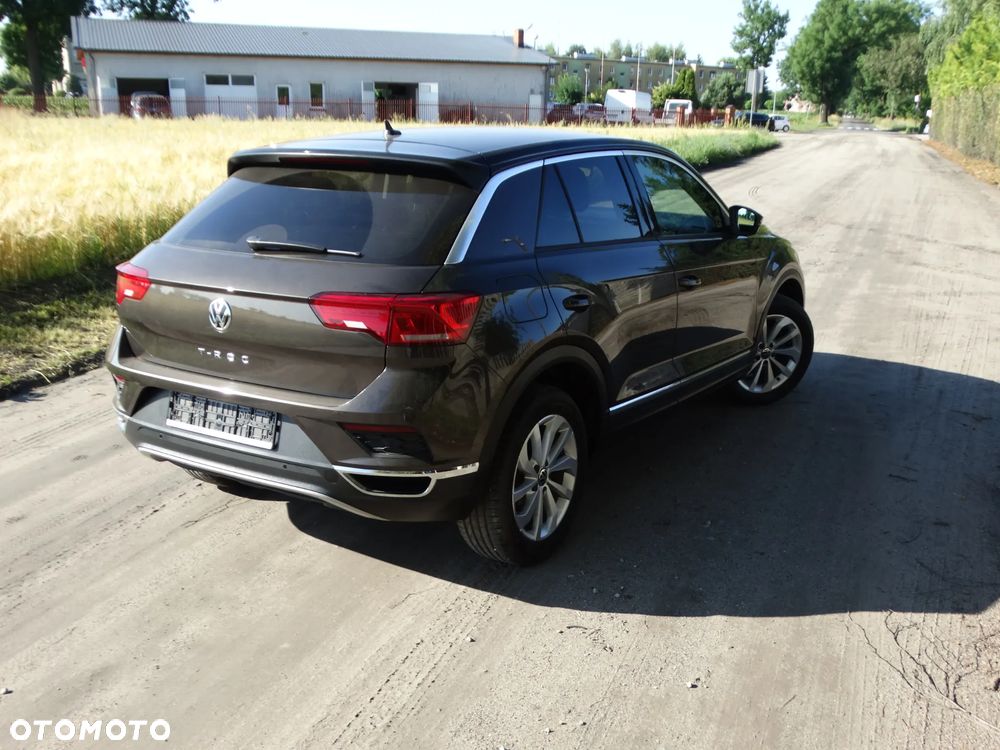 Volkswagen T-Roc - 2