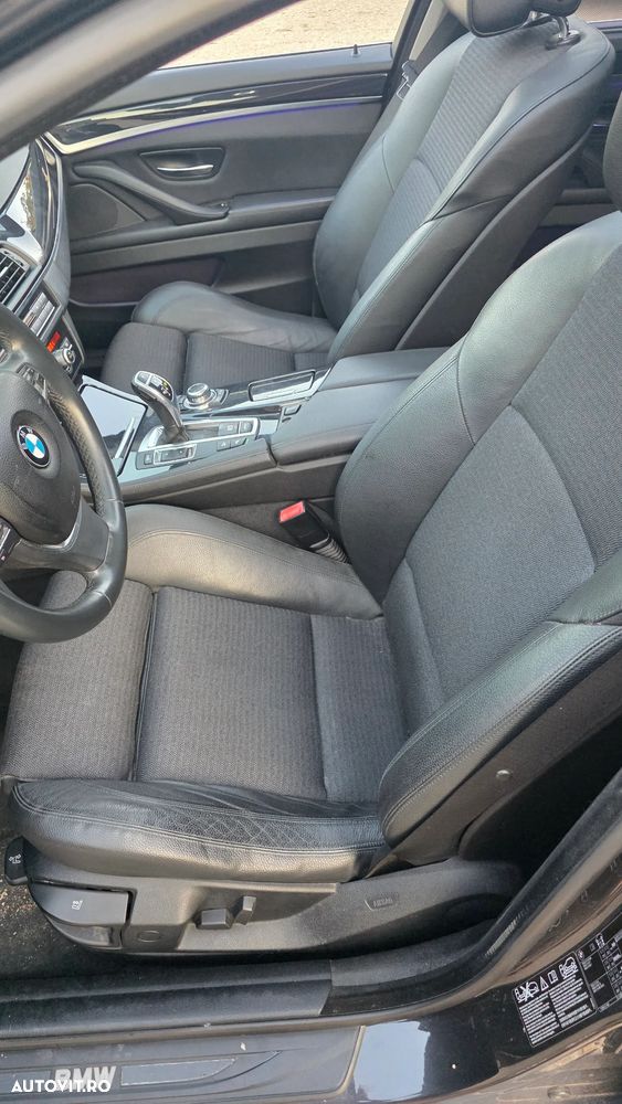 BMW Seria 5 525d xDrive Sport-Aut. Luxury Line - 28