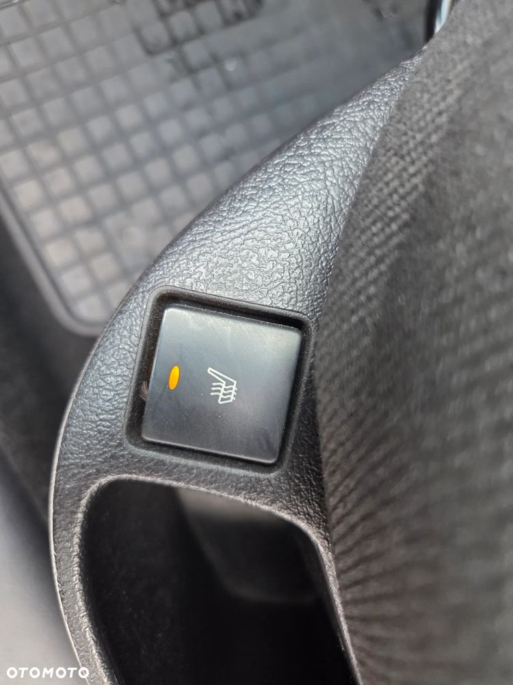 Peugeot 307 HDi 135 Tendance - 24