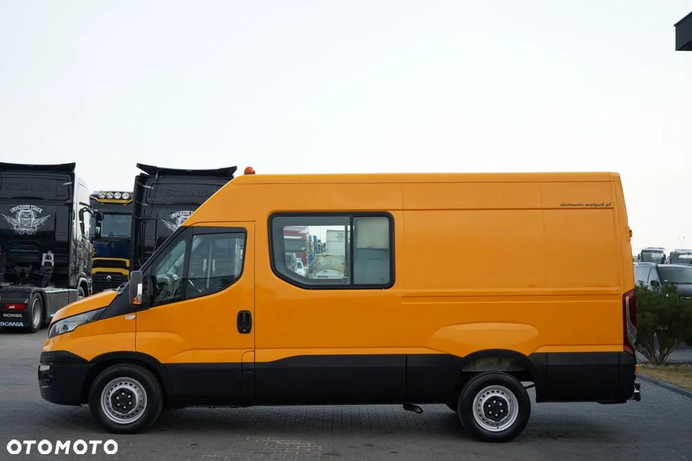 Iveco DAILY 35-130 / BRYGADÓWKA / 7 MIEJSC / BLASZAK / FURGON / SPROWADZONY - 4