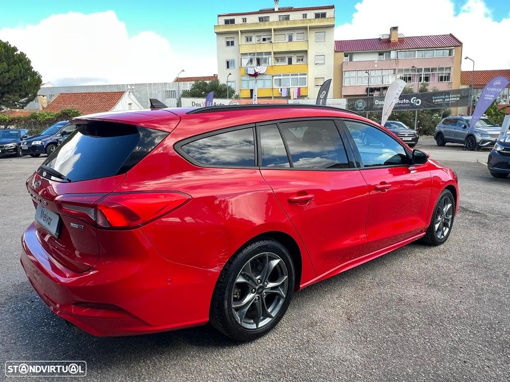 Ford Focus SW 1.0 EcoBoost MHEV ST-Line - 4