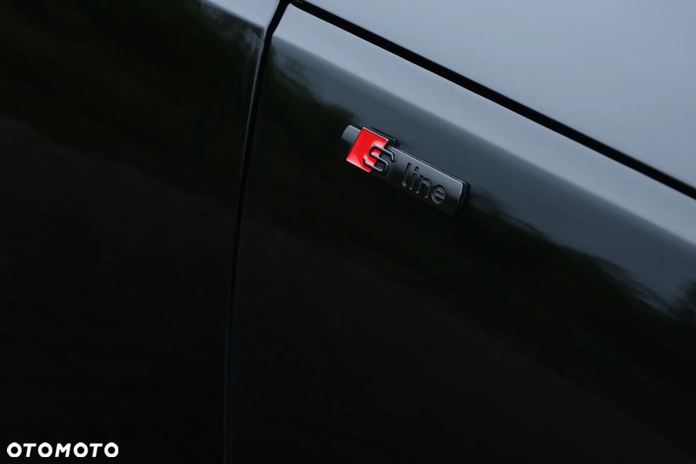Audi A4 Avant 2.0 TDI S tronic sport - 14