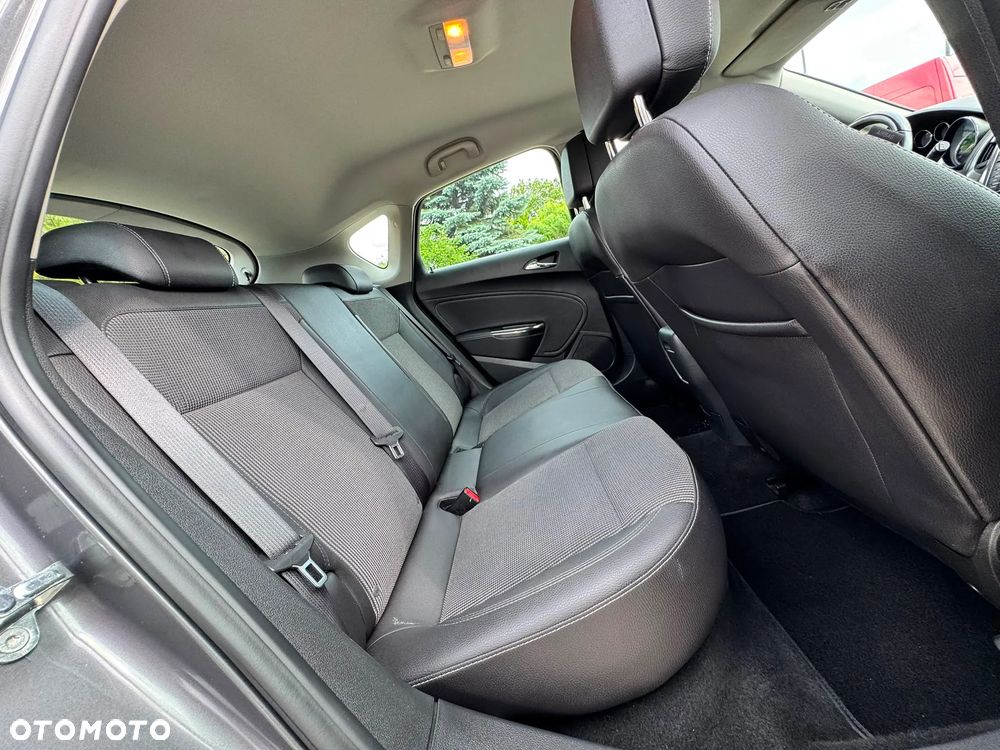 Opel Astra 1.4 Turbo - 24