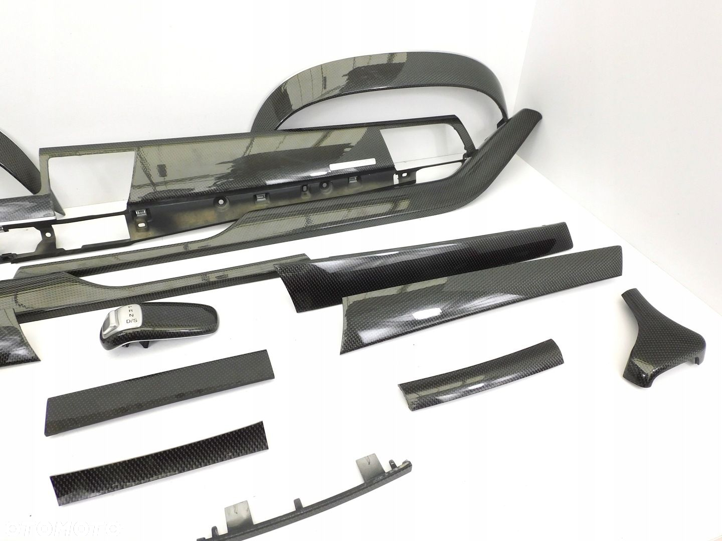 DEKORY LISTWY OZDOBNE CARBON Audi A8 S8 D4 4H - 4