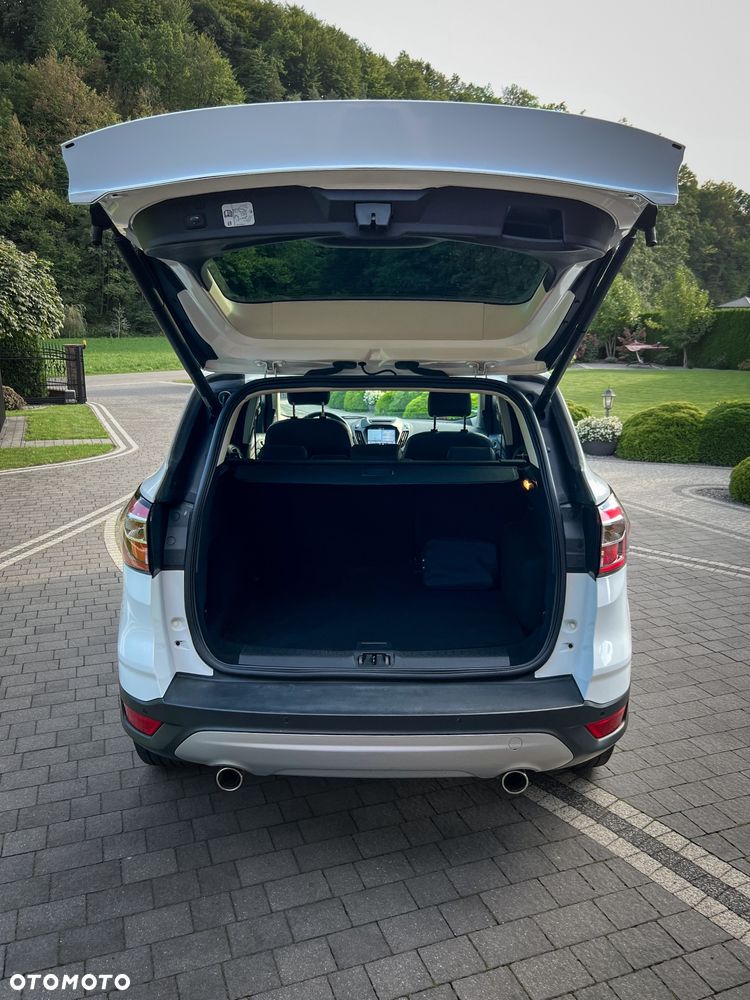 Ford Kuga 2.0 TDCi 4x4 Titanium - 11