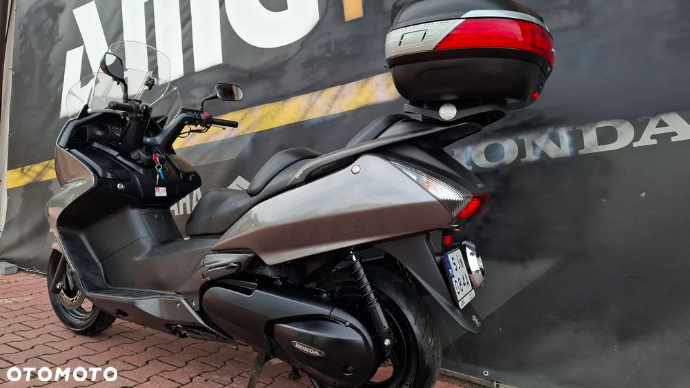 Honda Silver Wing - 12