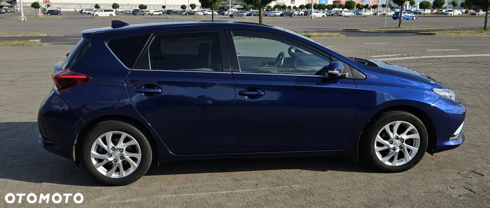 Toyota Auris 1.2 T Prestige - 6