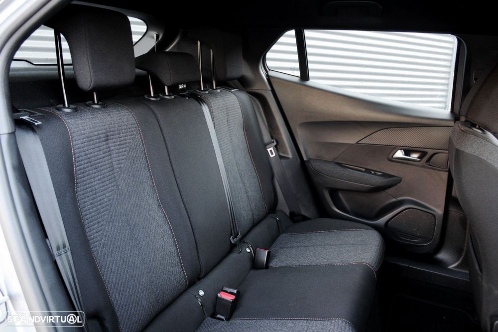 Peugeot 2008 1.2 PureTech Style - 13