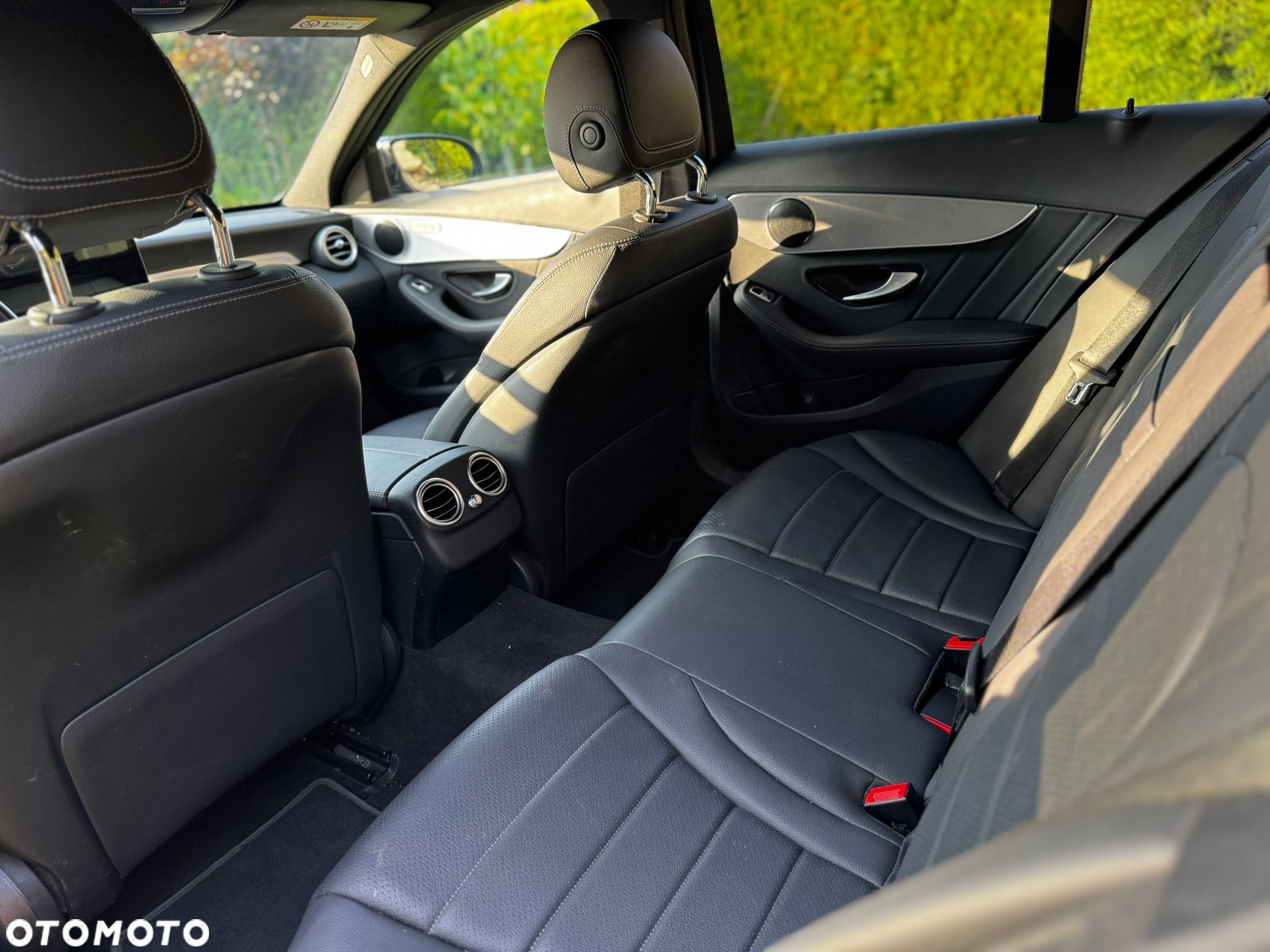 Mercedes-Benz Klasa C 300 de T 9G-TRONIC AMG Line - 5