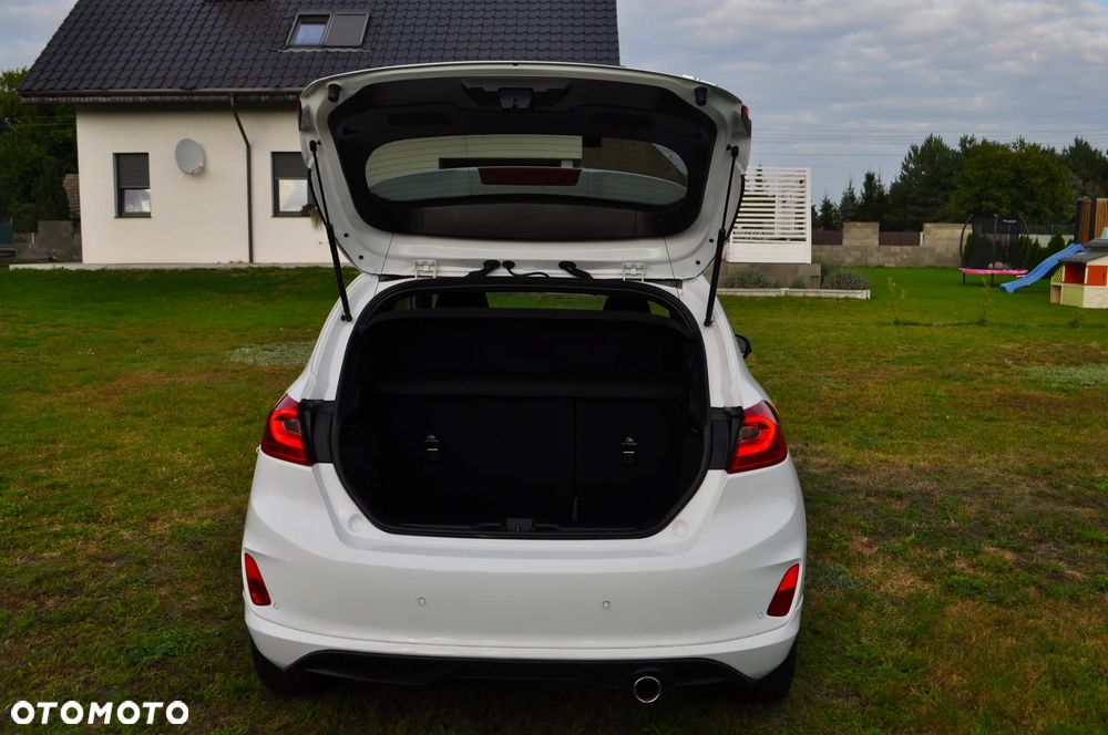 Ford Fiesta 1.0 EcoBoost S&S ST-LINE - 9