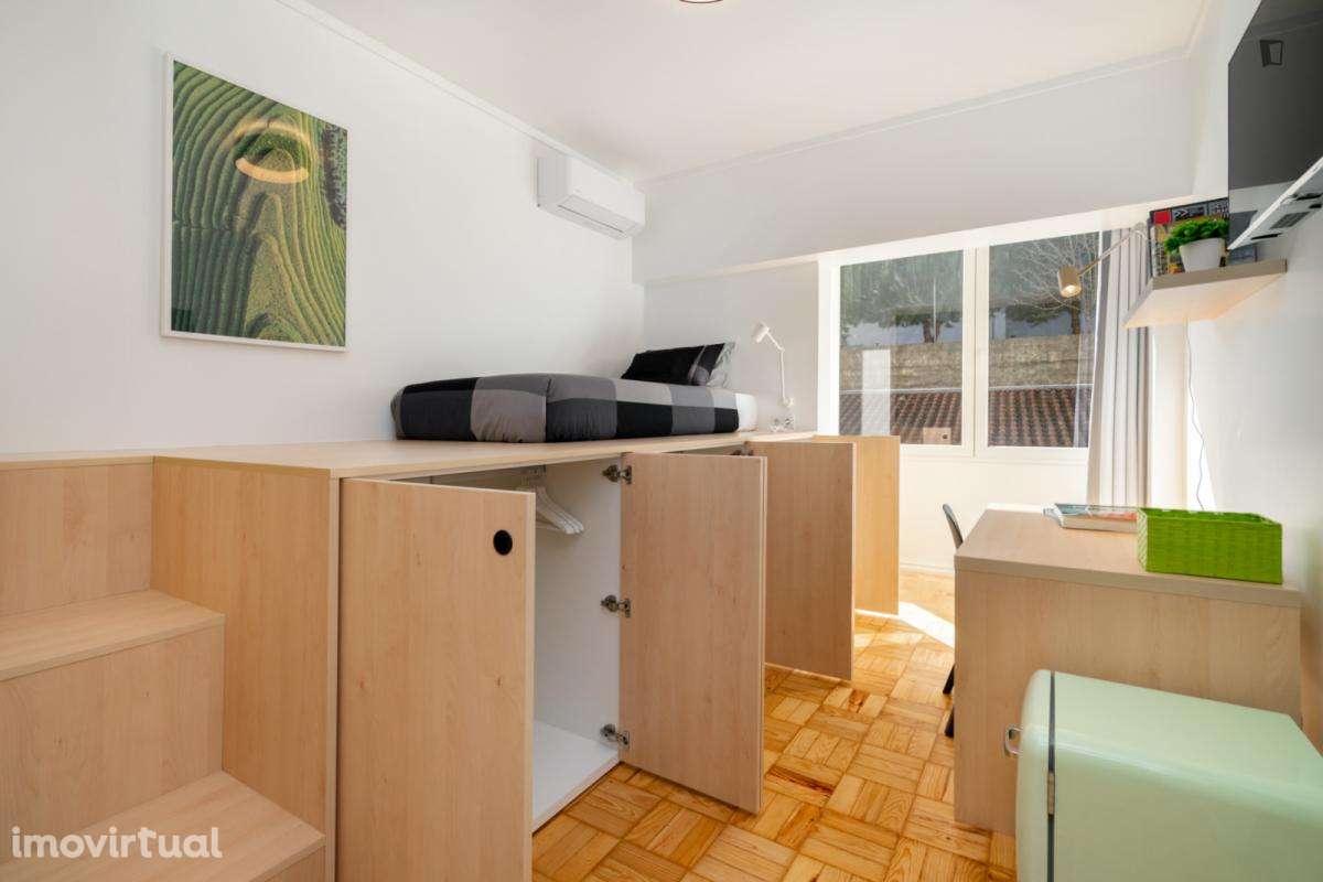 Quarto - localizado em Leiria - Grande imagem: 5/12
