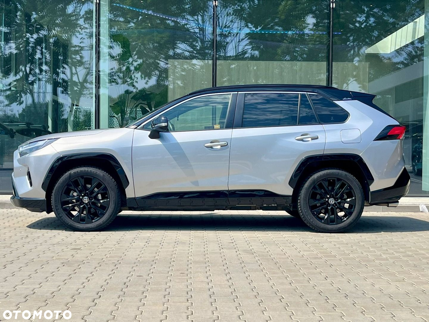 Toyota RAV4 - 3