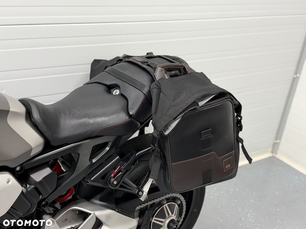 Honda CB - 28
