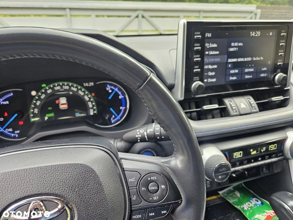 Toyota RAV4 Hybrid Selection 4x2 - 8