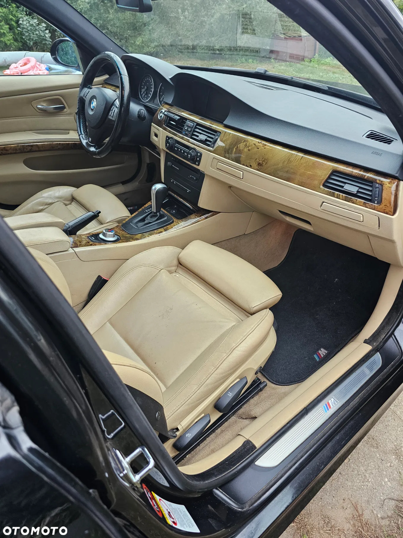BMW Seria 3 330i - 24