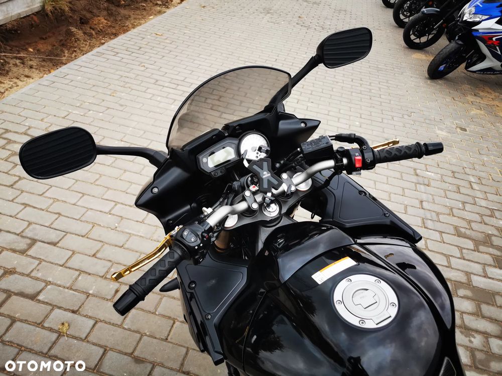 Yamaha FZ8 - 17