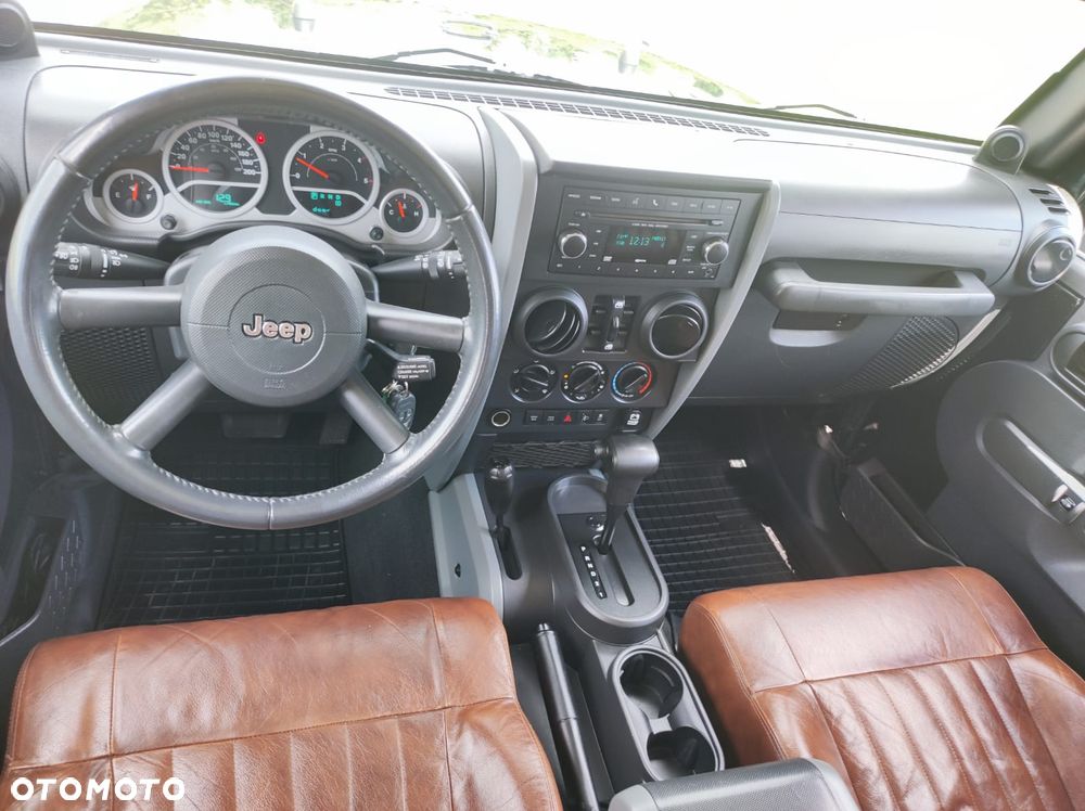 Jeep Wrangler Unlimited 2.8 CRD DPF Automatik Rubicon - 6