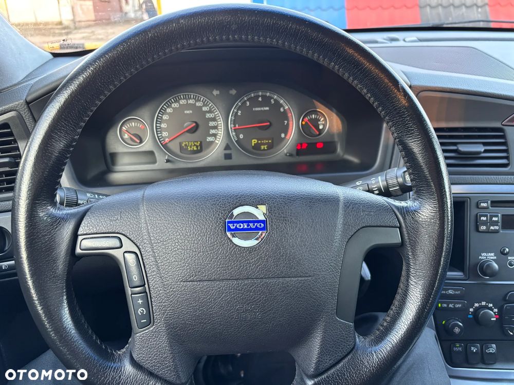 Volvo V70 2.4 Momentum - 19