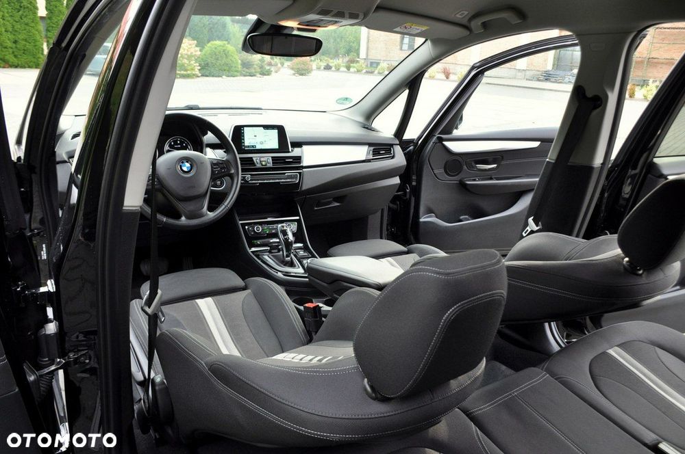BMW Seria 2 - 27