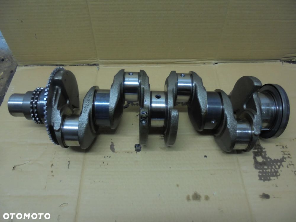 WAŁ KORBOWY IVECO/DUCATO 3.0 OE 502295018  DEMONTAZ