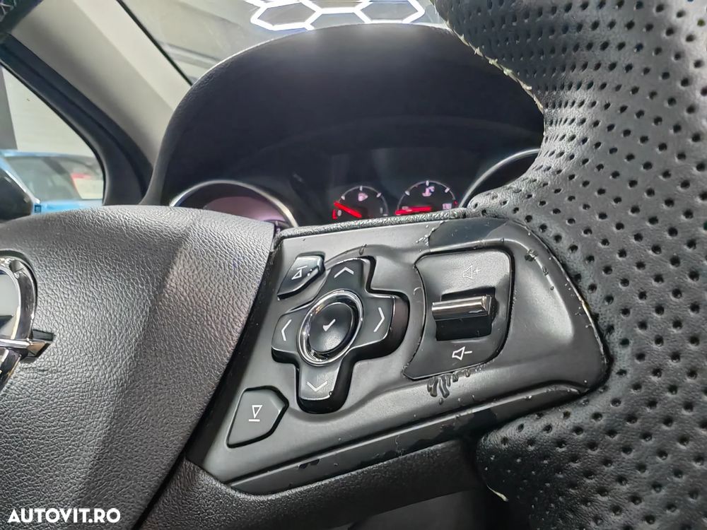 Opel Astra 1.6 CDTI ECOTEC Start/Stop Cosmo - 26