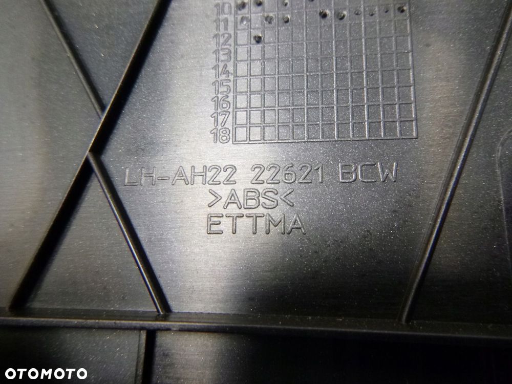 LAND DISCOVERY IV 4 L319 DEKOR LISTWA DRZWI GRAFIT - 12