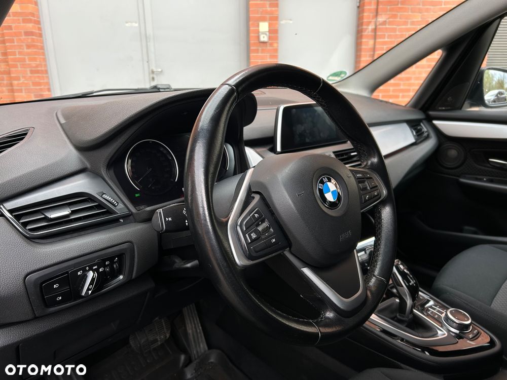 BMW Seria 2 218d Advantage sport - 12