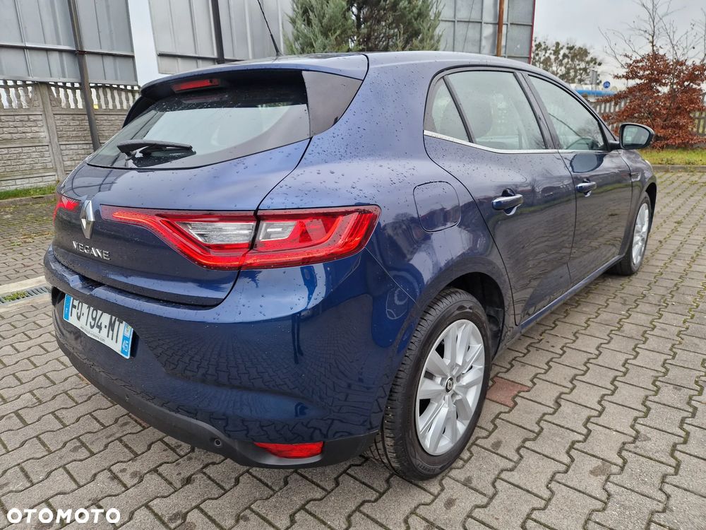 Renault Megane 1.5 Blue dCi Intens - 6