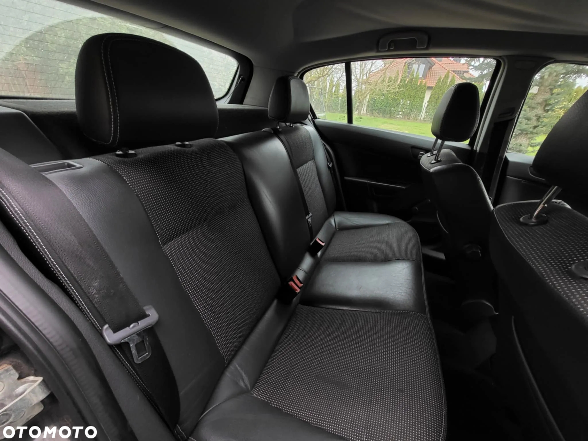 Opel Astra III 1.8 Cosmo - 22