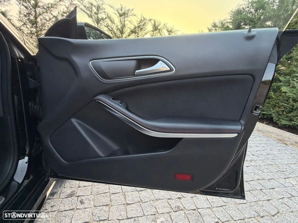 Mercedes-Benz CLA 220 (CDI) d 7G-DCT AMG Line - 22