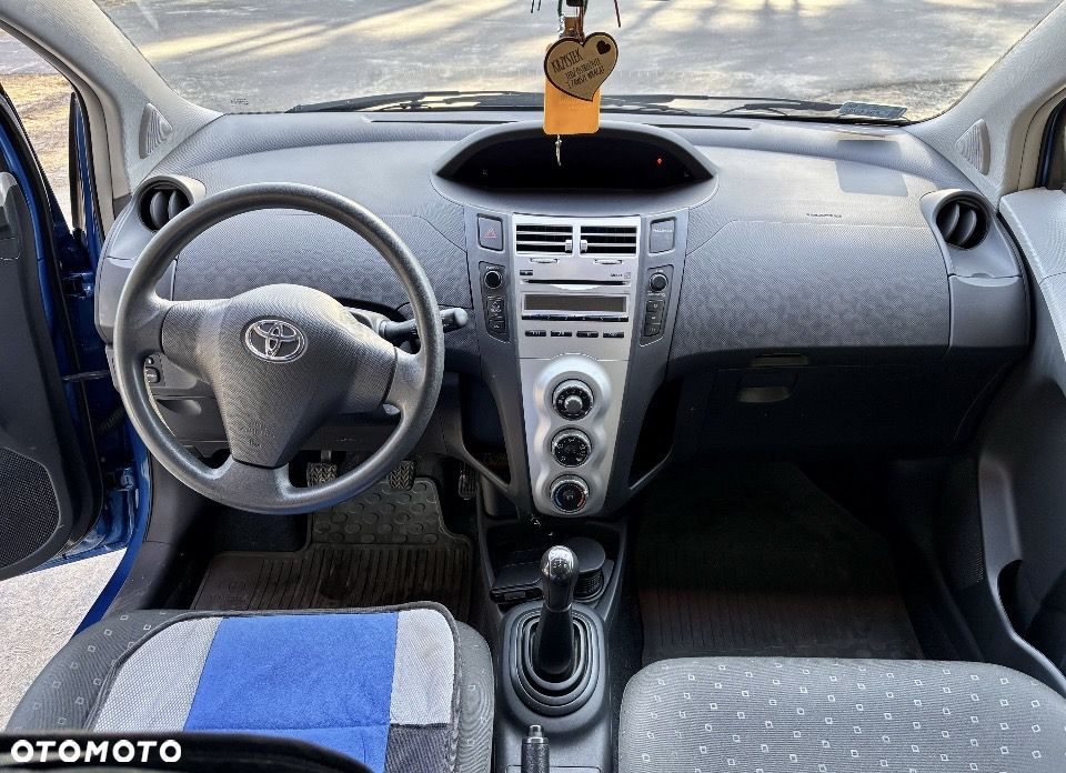 Toyota Yaris 1.3 Luna - 6