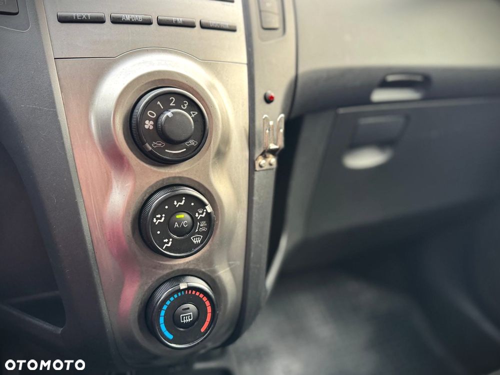 Toyota Yaris 1.33 Luna - 18