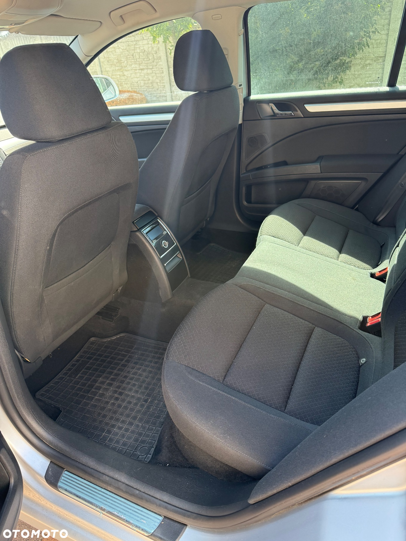 Skoda Superb 2.0 TDI DSG Elegance - 7