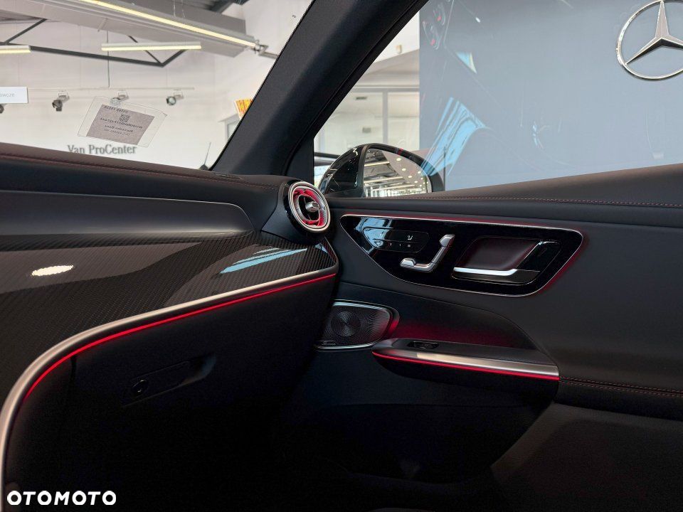 Mercedes-Benz GLC - 23