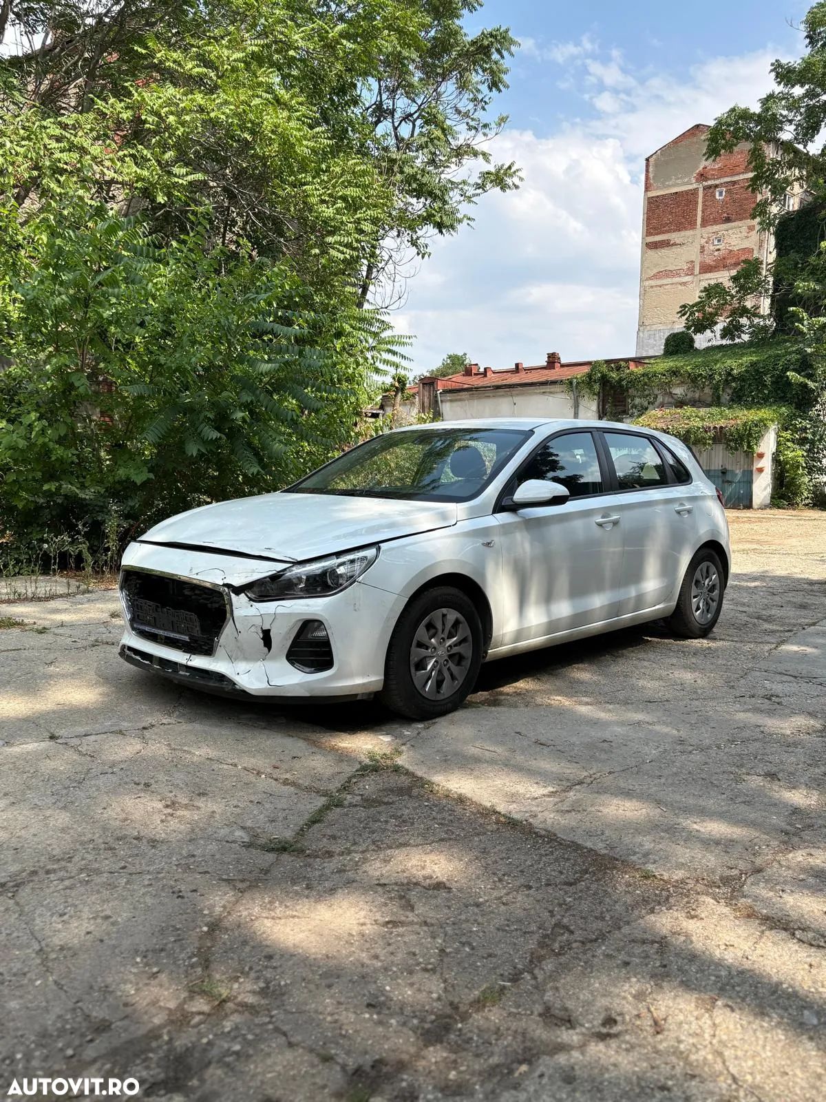Hyundai i30 1.4 100CP 5DR M/T Comfort - 1