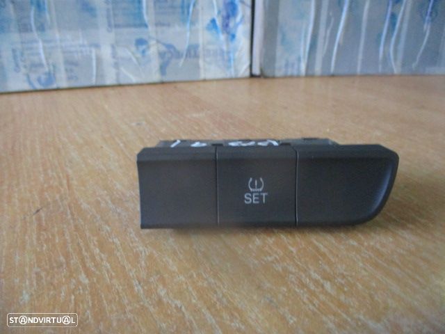 Interruptor 8X0959674B AUDI A1 2013 Pressão Dos Pneus - 6