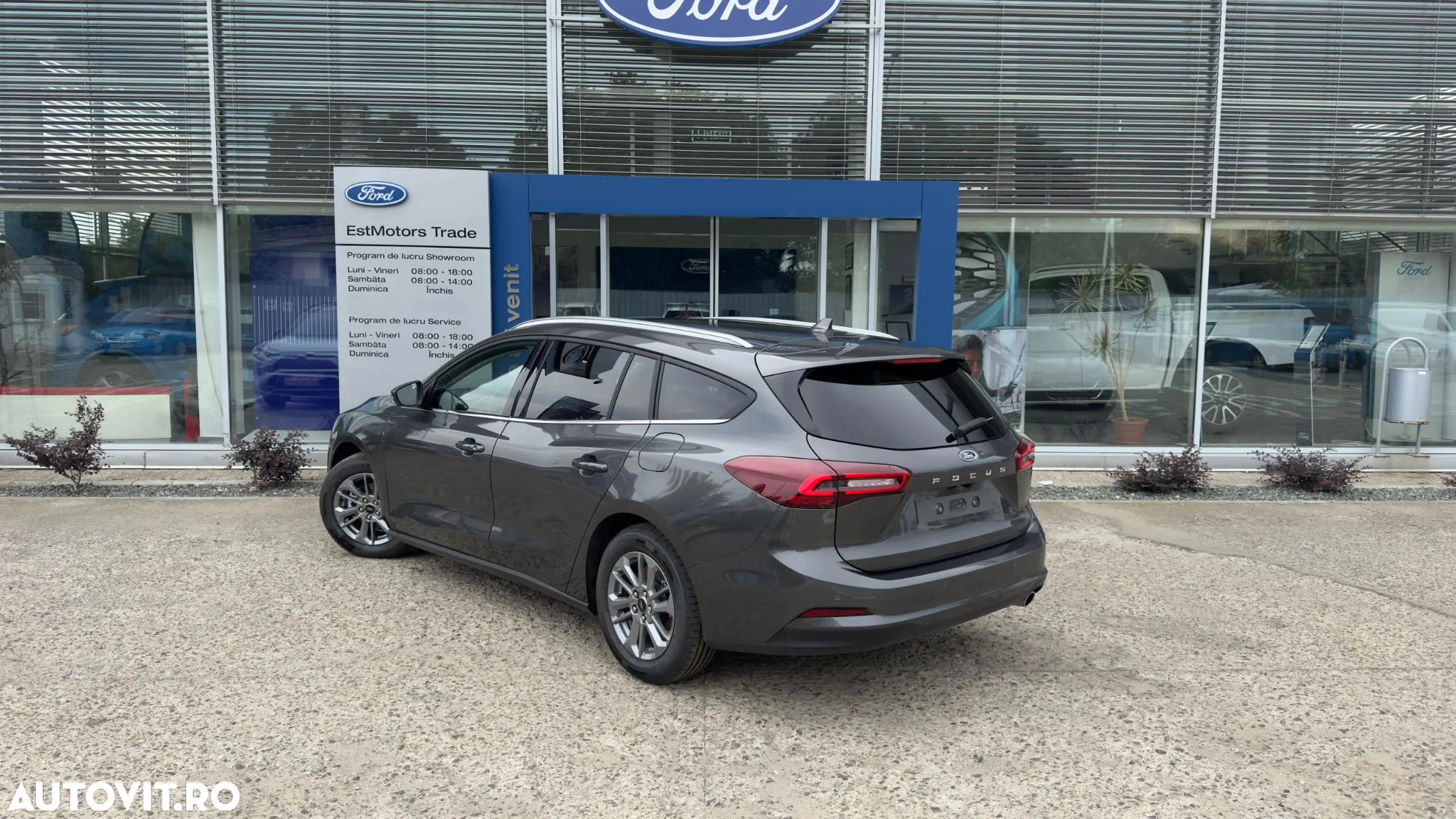 Ford Focus 1.0 EcoBoost 6MT MHEV Titanium X - 2