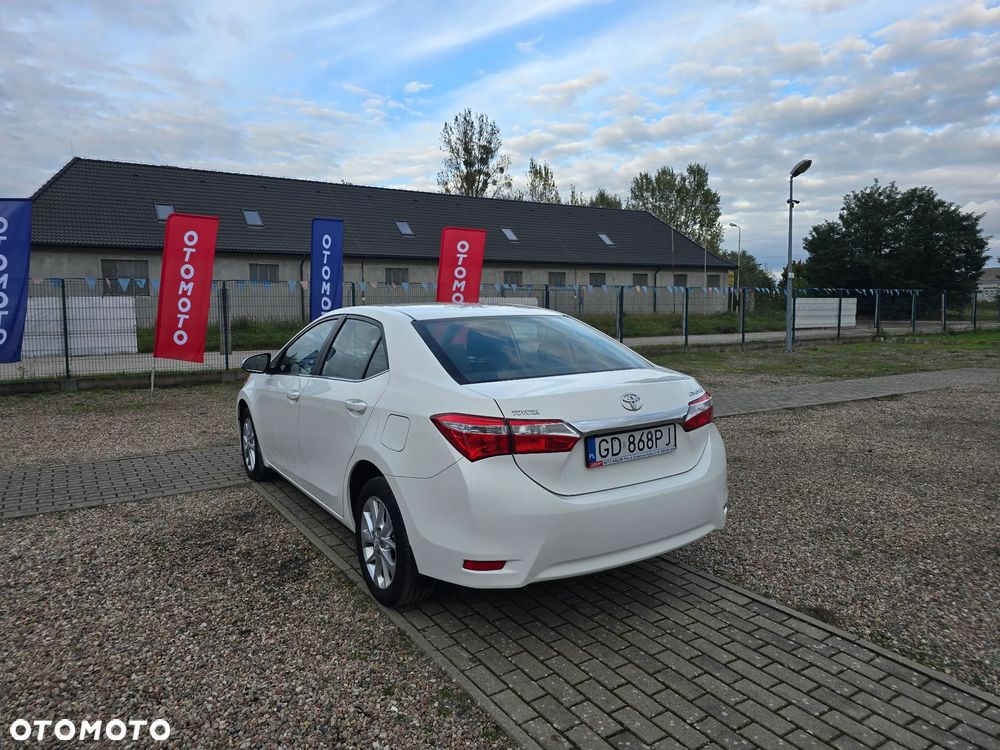 Toyota Corolla 1.6 Premium - 8