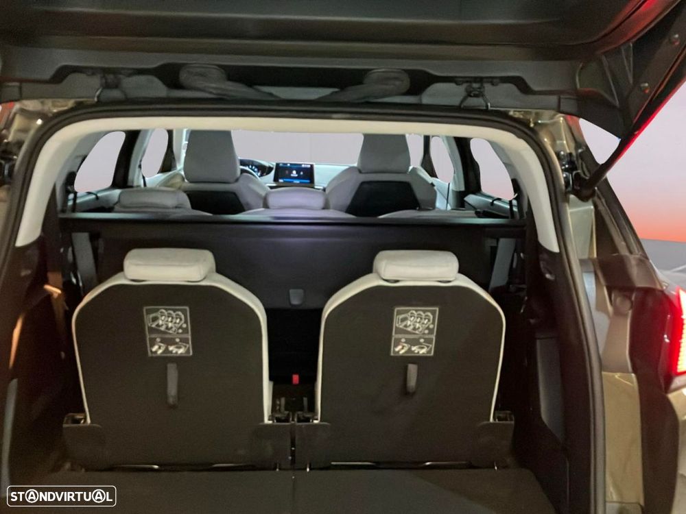 Peugeot 5008 1.2 PureTech Allure EAT8 - 25