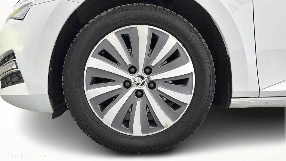 Skoda Superb 2.0 TDI SCR Style DSG - 21