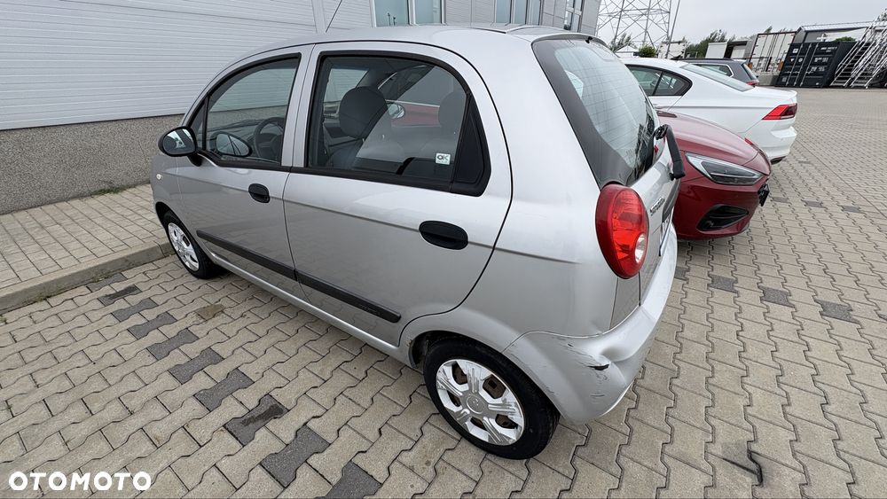 Chevrolet Spark - 4