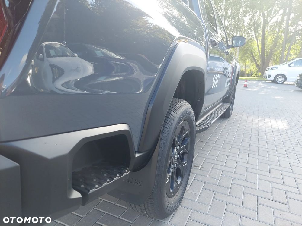 Toyota Hilux 2.8 D-4D mHEV Double Cab Invincible 4x4 - 6